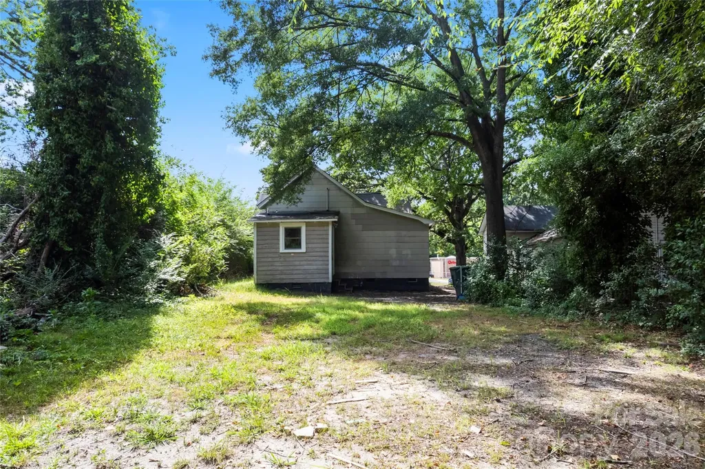 322 Willow Street Gastonia NC 28054