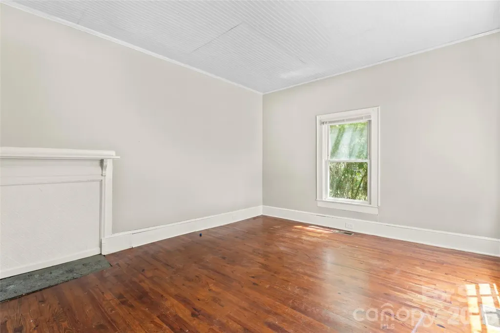 322 Willow Street Gastonia NC 28054