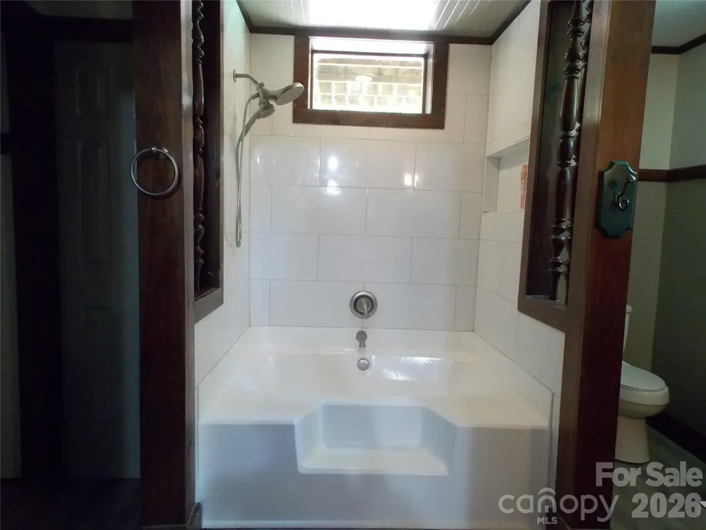 145 Hibriten Mountain Road Lenoir NC 28645
