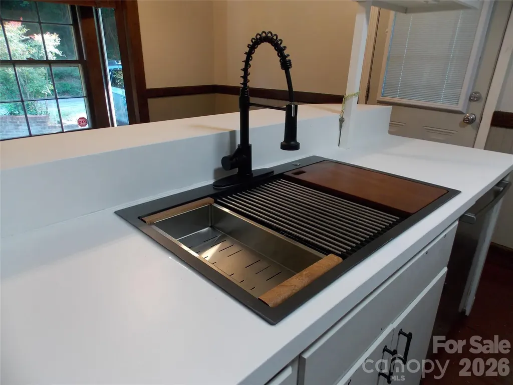 145 Hibriten Mountain Road Lenoir NC 28645