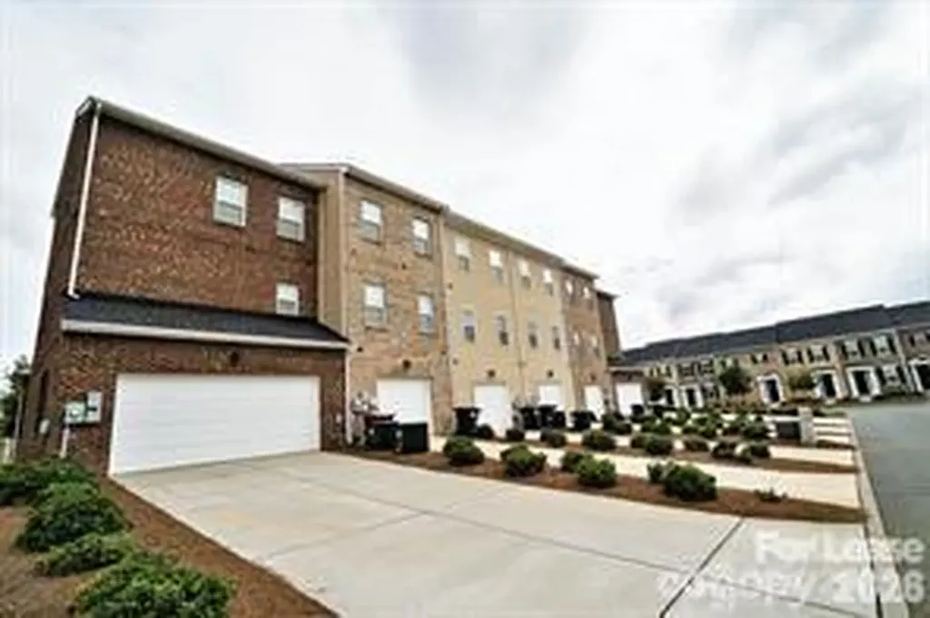 10154 Enniscrone Road Pineville NC 28134