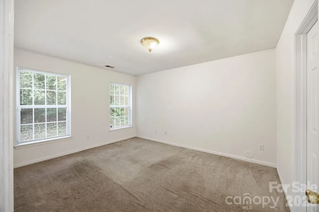 129 Winding Canyon Drive Charlotte NC 28214