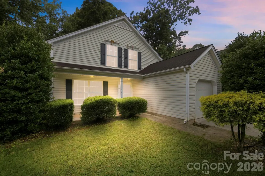 129 Winding Canyon Drive Charlotte NC 28214