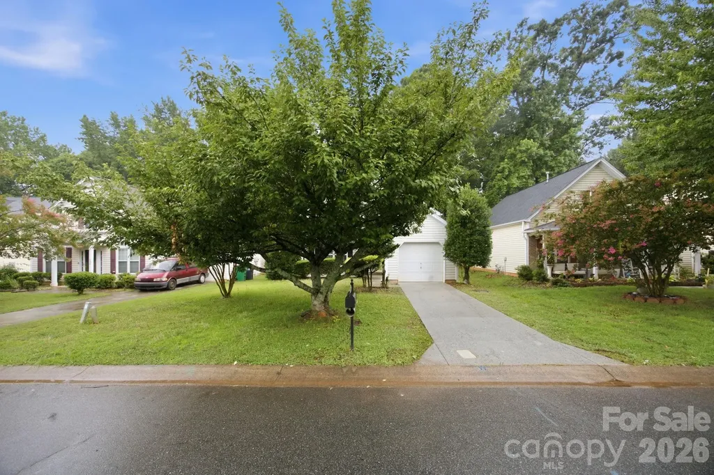 129 Winding Canyon Drive Charlotte NC 28214