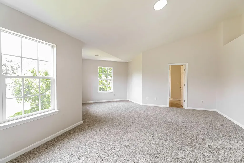 9039 Goldfields Drive Charlotte NC 28227