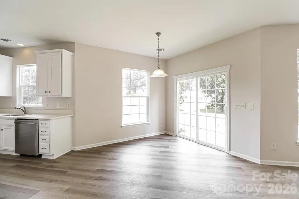 9039 Goldfields Drive Charlotte NC 28227