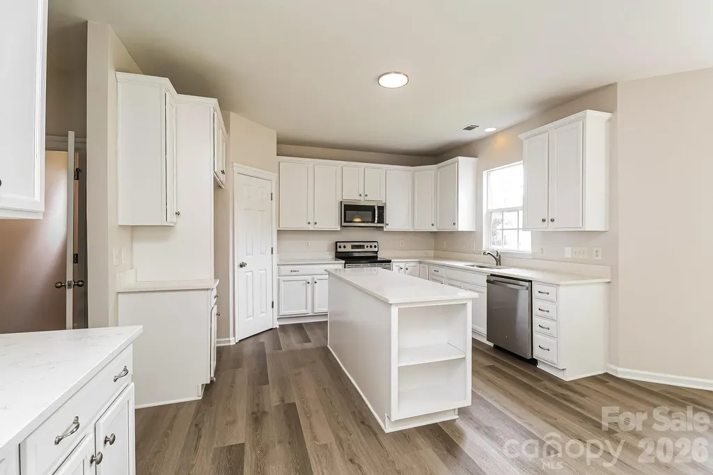 9039 Goldfields Drive Charlotte NC 28227