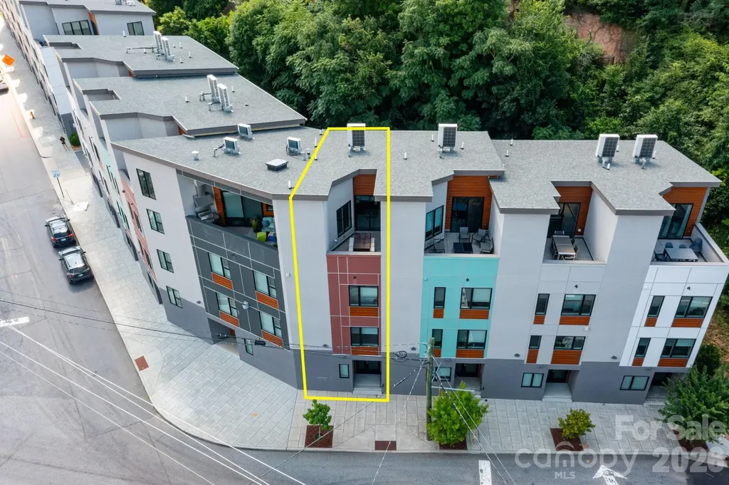 102 Southside Avenue Asheville NC 28801