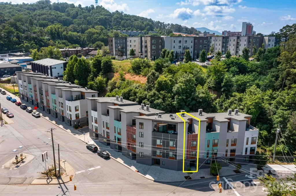 102 Southside Avenue Asheville NC 28801