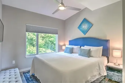 102 Southside Avenue Asheville NC 28801