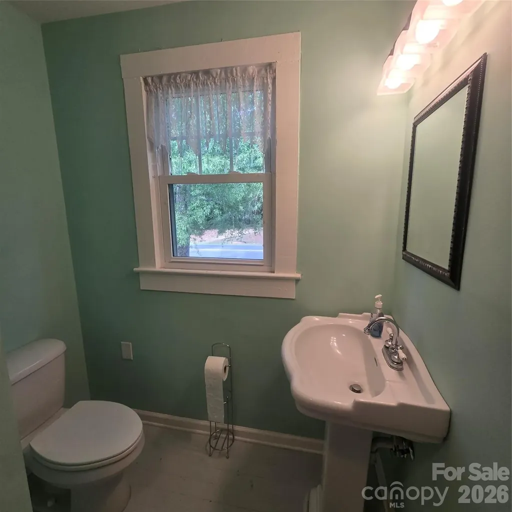 3972 S Nc Hwy 127 Highway Hickory NC 28602