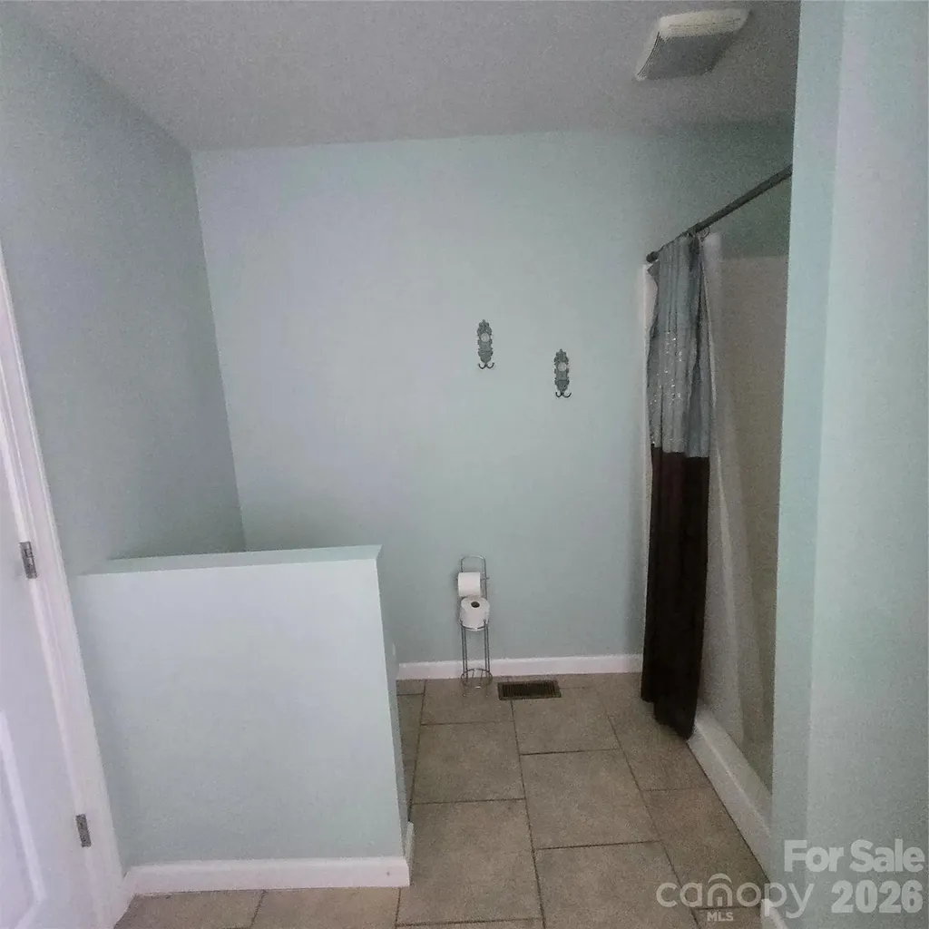 3972 S Nc Hwy 127 Highway Hickory NC 28602
