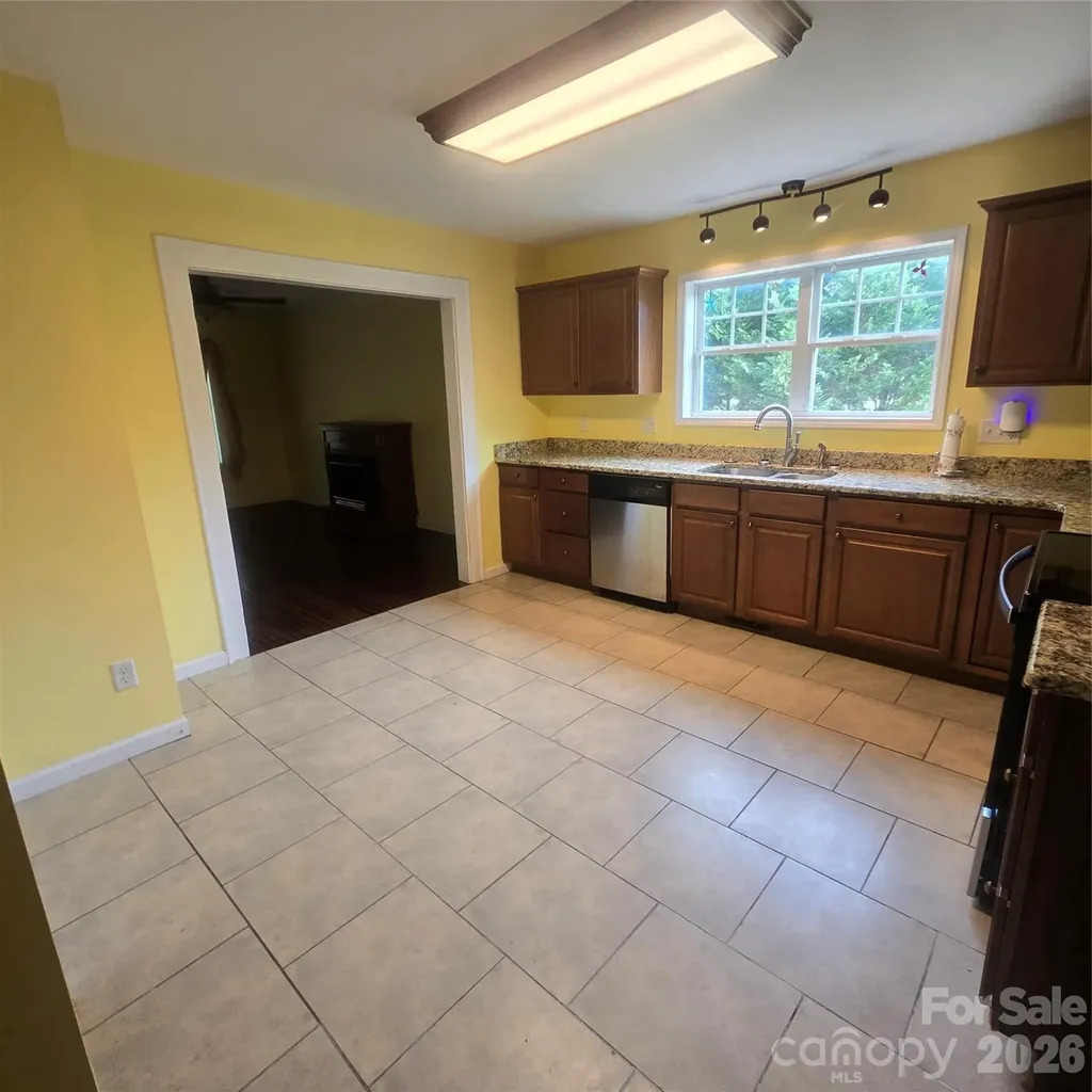 3972 S Nc Hwy 127 Highway Hickory NC 28602