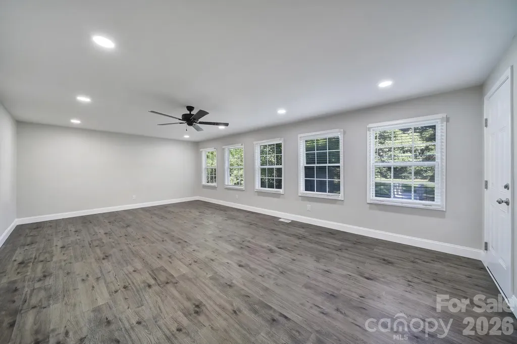 1801 Dallas Avenue Charlotte NC 28205