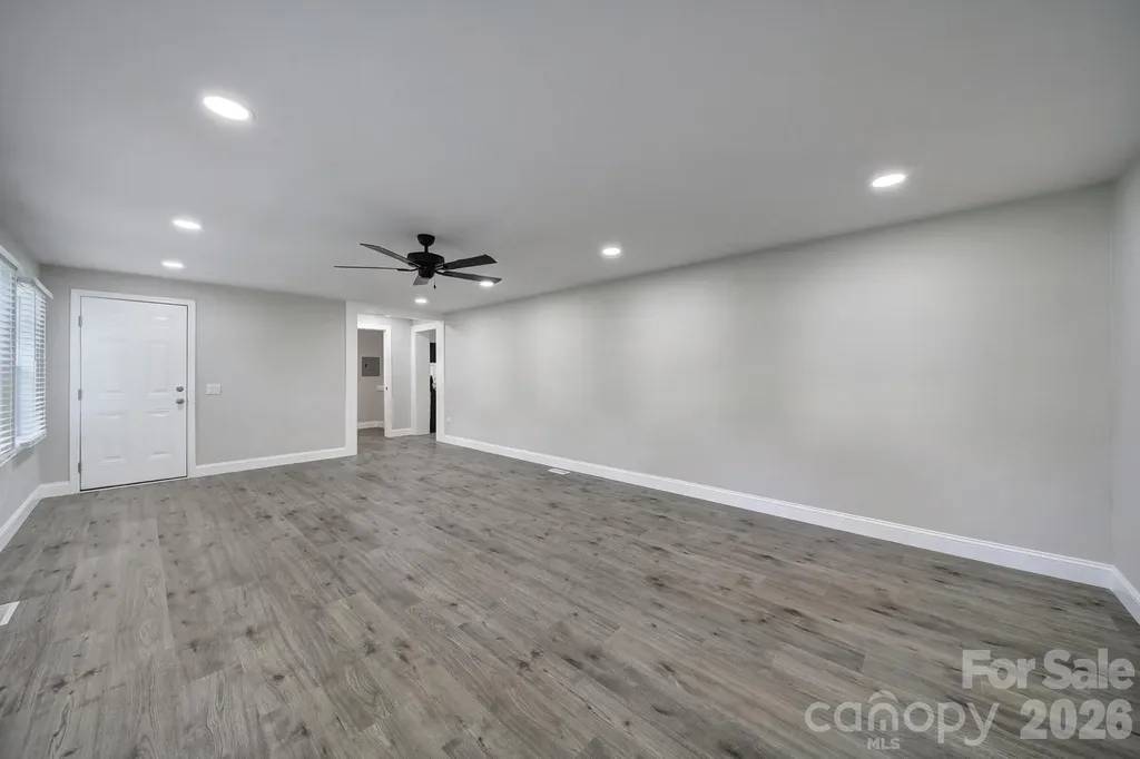 1801 Dallas Avenue Charlotte NC 28205