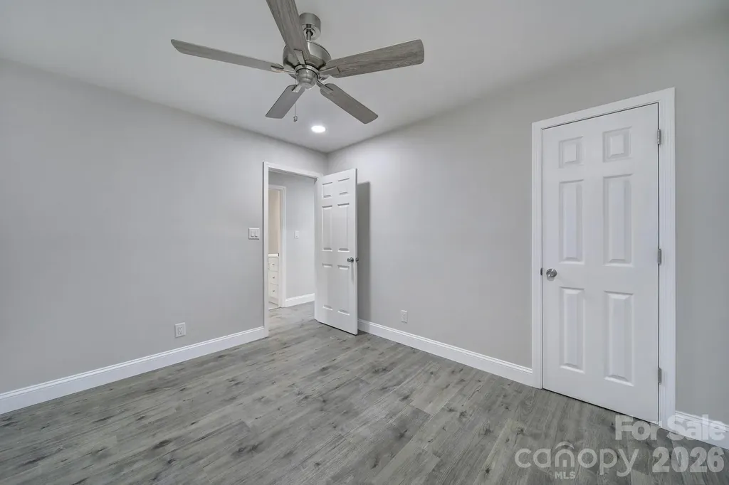 1801 Dallas Avenue Charlotte NC 28205