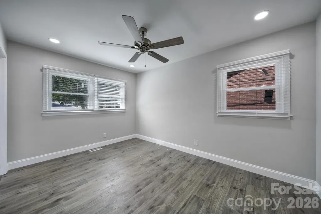 1801 Dallas Avenue Charlotte NC 28205