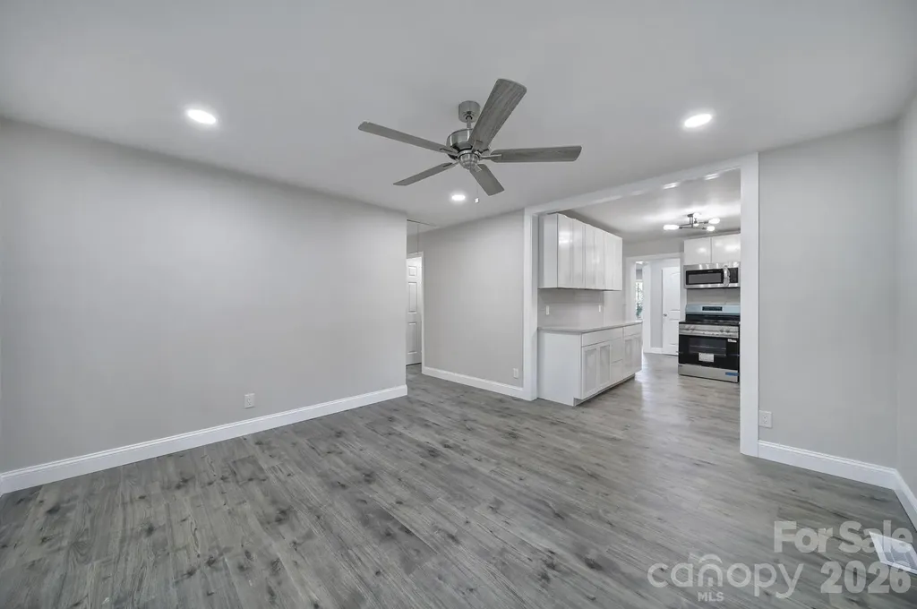 1801 Dallas Avenue Charlotte NC 28205