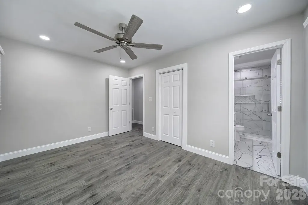 1801 Dallas Avenue Charlotte NC 28205