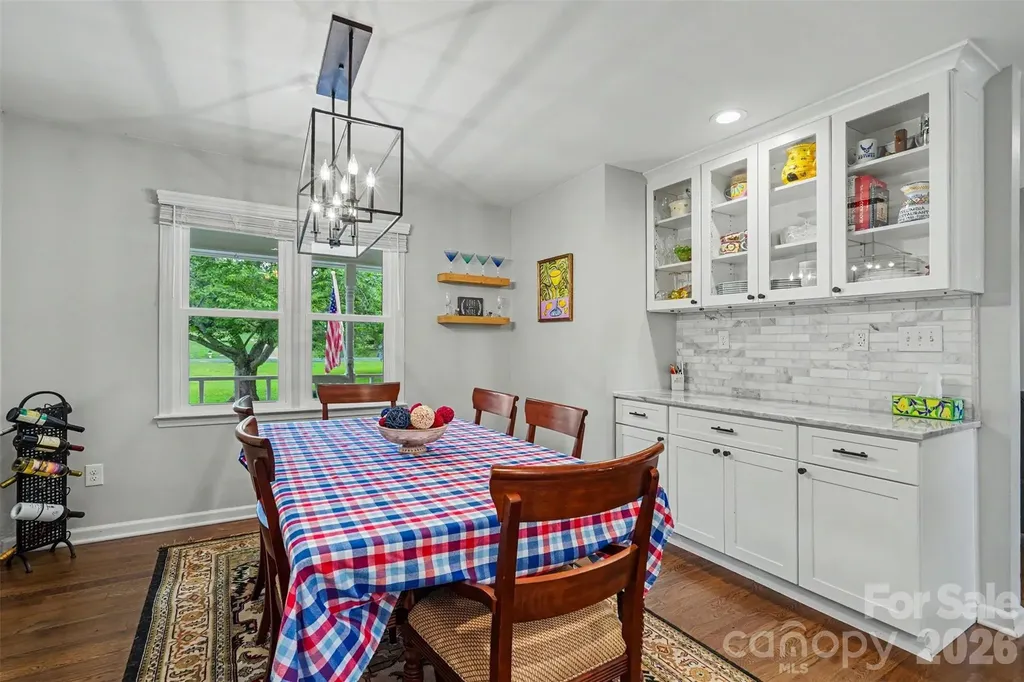 2506 Nancy Lane Harrisburg NC 28075