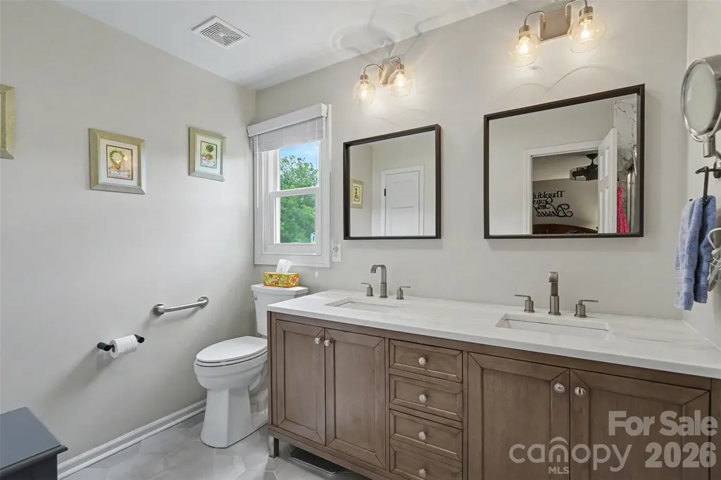 2506 Nancy Lane Harrisburg NC 28075