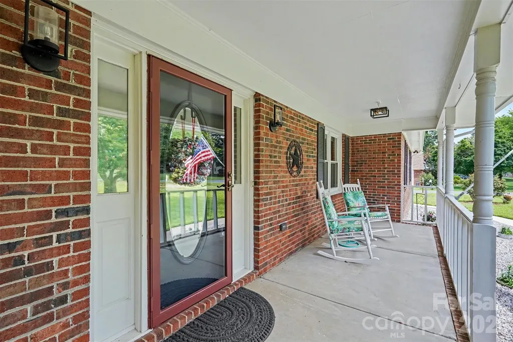 2506 Nancy Lane Harrisburg NC 28075