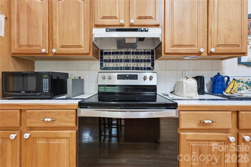 100 Foresthill Lane Whittier NC 28789