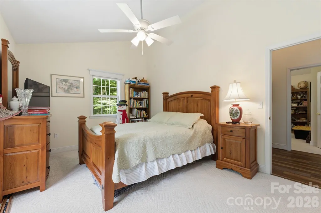 100 Foresthill Lane Whittier NC 28789
