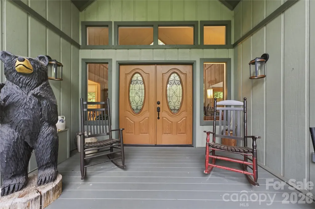 100 Foresthill Lane Whittier NC 28789