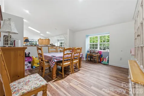 100 Foresthill Lane Whittier NC 28789