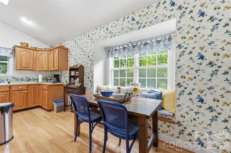 100 Foresthill Lane Whittier NC 28789