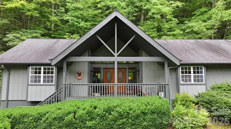 100 Foresthill Lane Whittier NC 28789