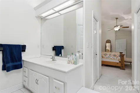 100 Foresthill Lane Whittier NC 28789