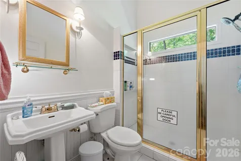100 Foresthill Lane Whittier NC 28789