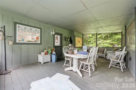 100 Foresthill Lane Whittier NC 28789