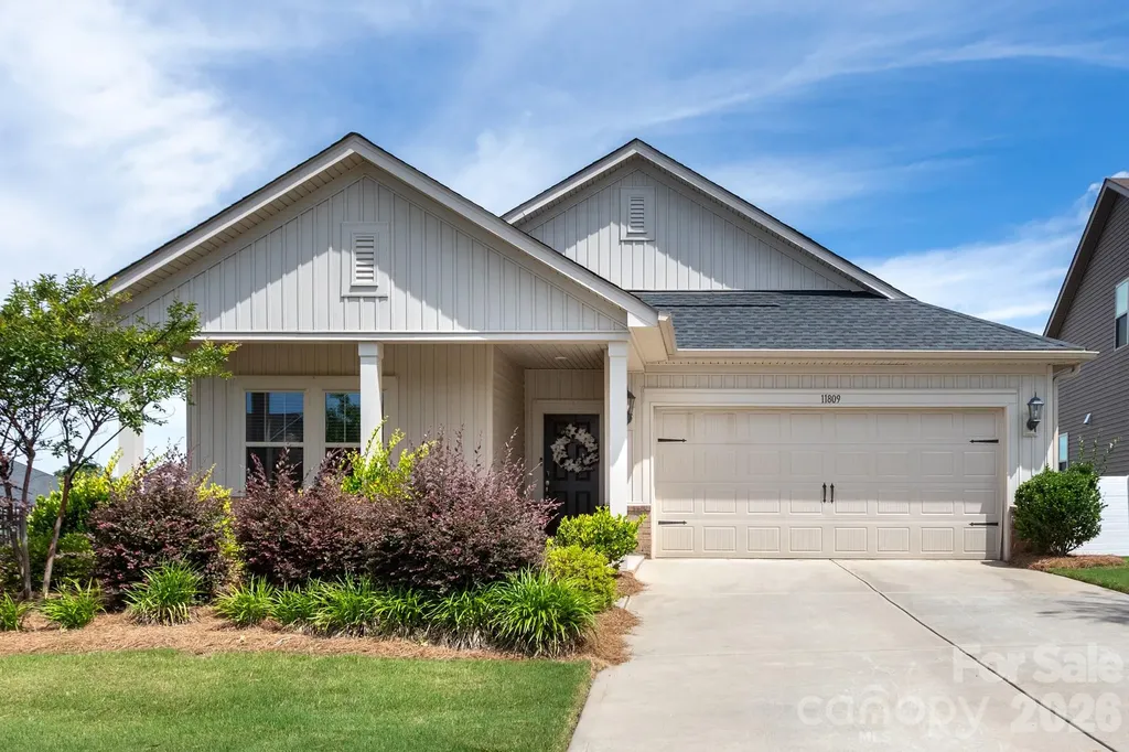 11809 Red Leaf Drive Charlotte NC 28215