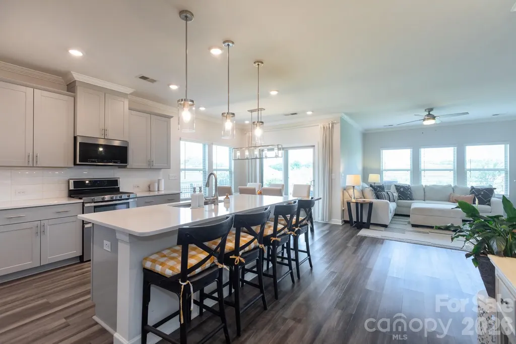 11809 Red Leaf Drive Charlotte NC 28215