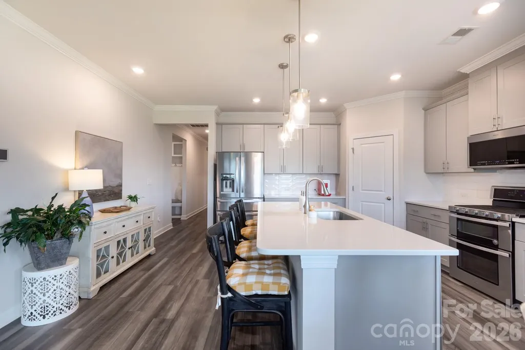 11809 Red Leaf Drive Charlotte NC 28215