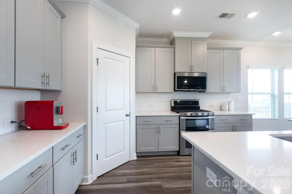 11809 Red Leaf Drive Charlotte NC 28215