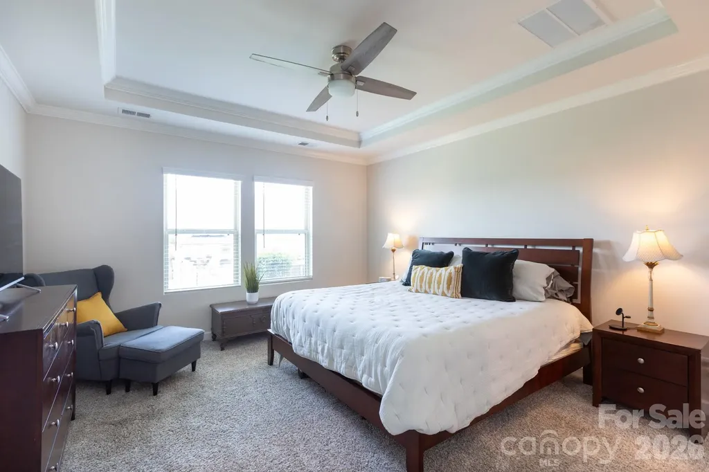 11809 Red Leaf Drive Charlotte NC 28215
