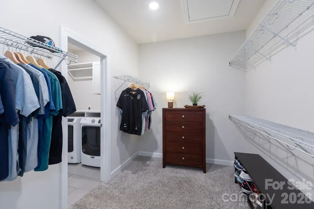 11809 Red Leaf Drive Charlotte NC 28215