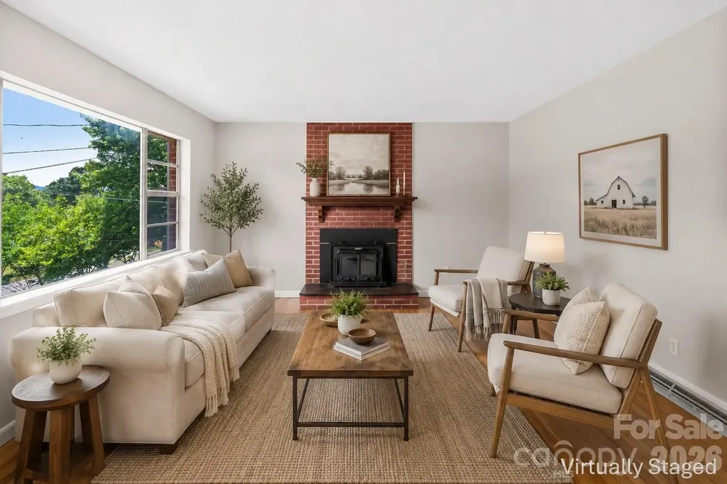 309 Oak Hill Road Candler NC 28715