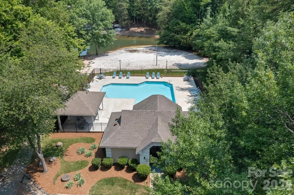 122 Lake Pine Road Mooresville NC 28117