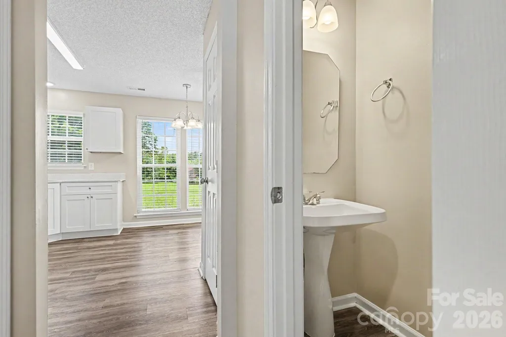 9806 Coriander Court Charlotte NC 28215