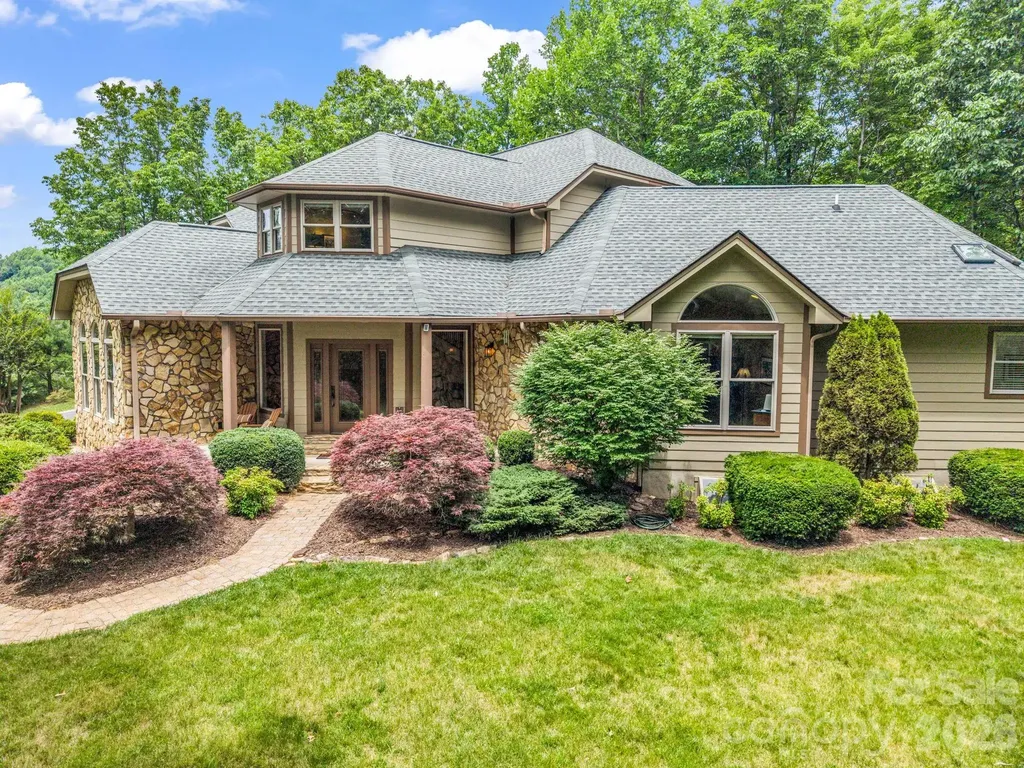 131 Arcadia Falls Way Black Mountain NC 28711