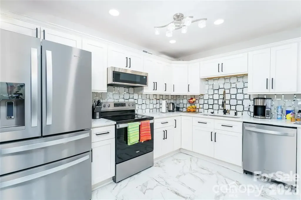 103 Carriage House Drive Kannapolis NC 28081