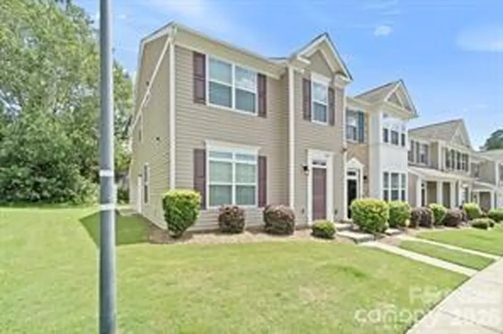 1880 Aston Mill Place Charlotte NC 28273