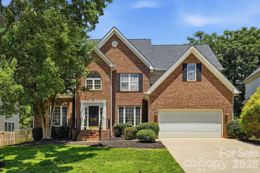 9705 Tenencia Court Charlotte NC 28277