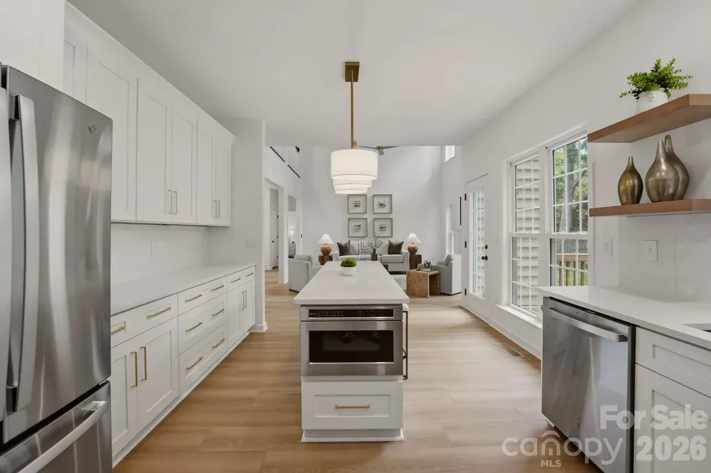 9705 Tenencia Court Charlotte NC 28277