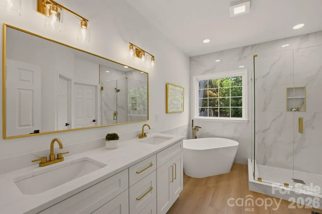 9705 Tenencia Court Charlotte NC 28277